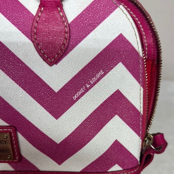 Dooney & Bourke Pink and White Crossbody Bag with Chevron Pattern - Picture 13 of 15